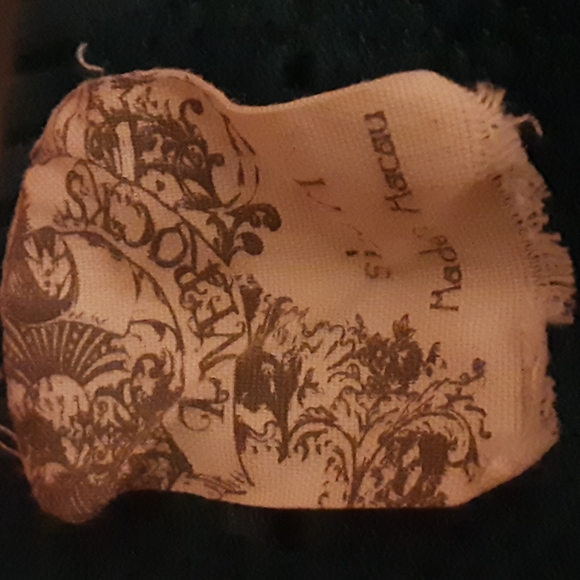 Love Rocks medium - Picture 3 of 5